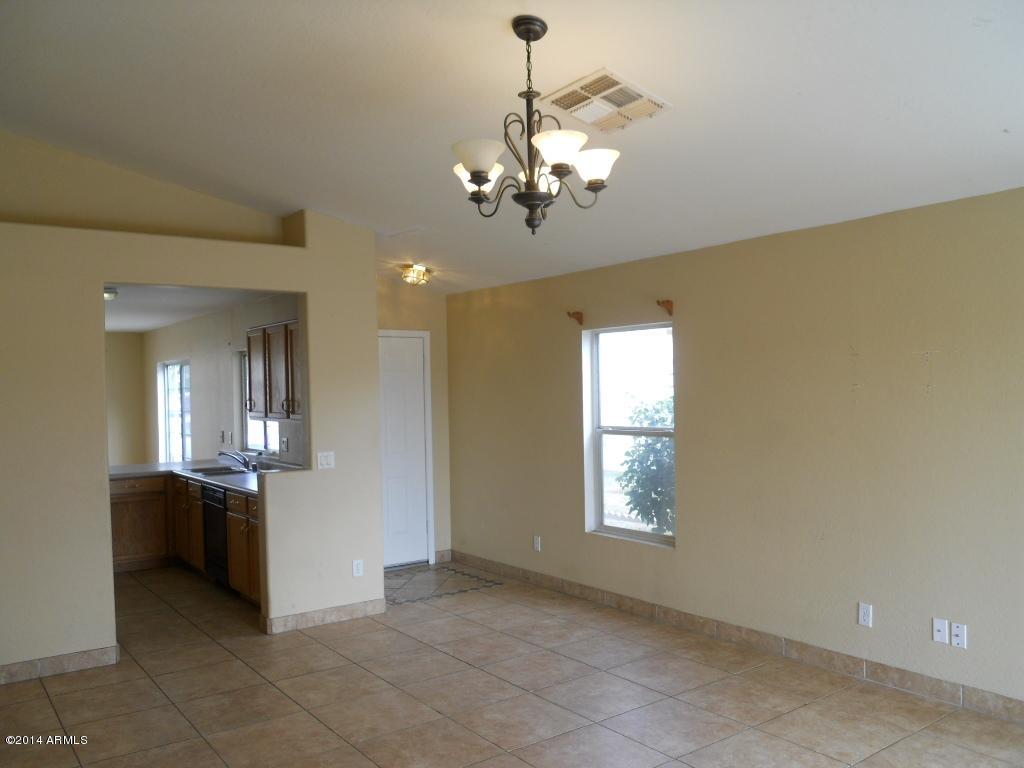 12005 West Granada Road Avondale, AZ 85392 - Photo 17 of 17 Great Room