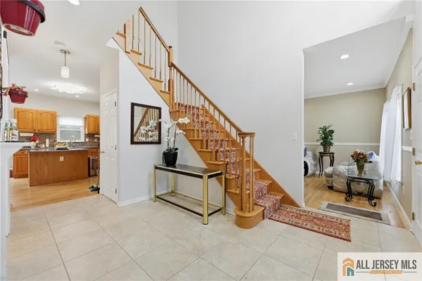 $900,000 | 66 Gates Road, Somerset, NJ 08873
