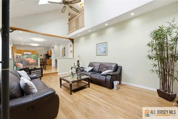 $900,000 | 66 Gates Road, Somerset, NJ 08873