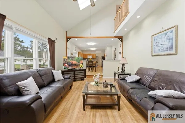 $900,000 | 66 Gates Road, Somerset, NJ 08873