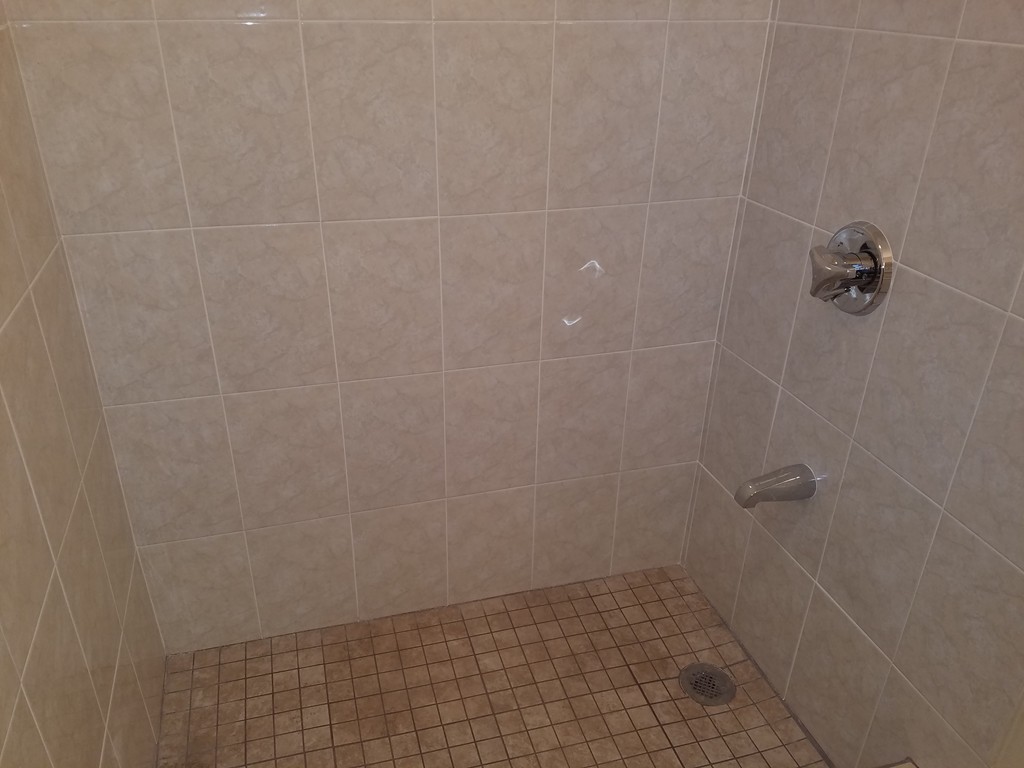 37 Dorchester Street Springfield, MA 01109 - Photo 6 of 17 Gallery Image 6