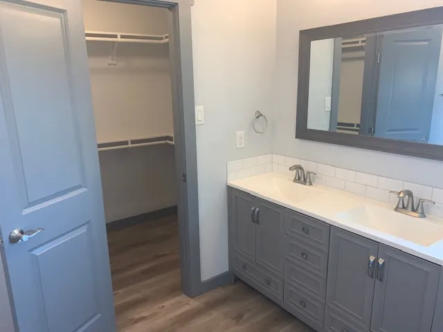 $660,000 | 1501 North Burleson Street, Kyle, TX 78640