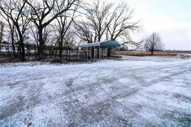 $345,000 | 1485 Northeast A Highway, Lathrop, MO 64465