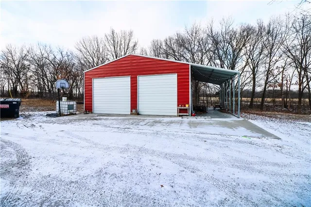$345,000 | 1485 Northeast A Highway, Lathrop, MO 64465