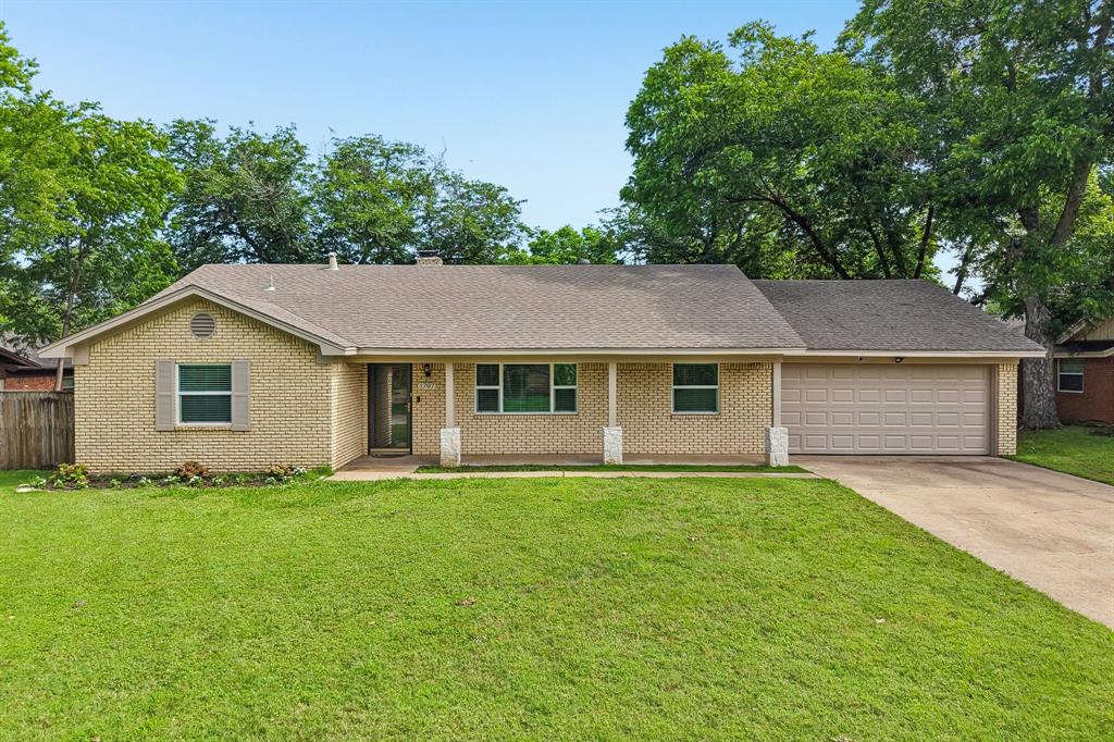 1707 Park Ridge Terrace Arlington, TX 76012 - Photo 37 of 40