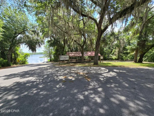 $11,800 | Lot 7 Caldwell Place, Chipley, FL 32428