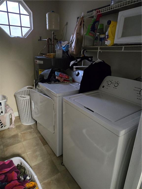 17 Benfield Circle Southeast Cartersville, GA 30121 - Photo 14 of 23 a utility room with dryer and washer