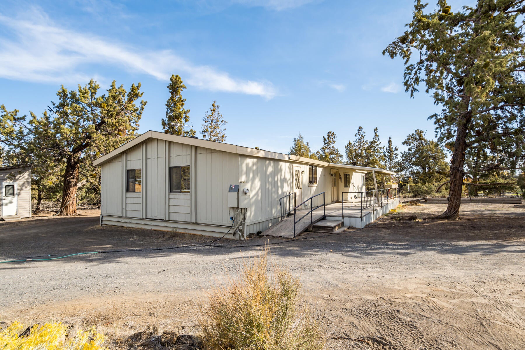 22190 Northeast Butler Market Road Bend, OR 97701 - Photo 3 of 44 3