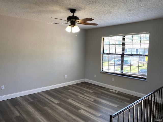 283 Stillbrook Estates Drive Fenton, MO 63026 - Photo 3 of 24