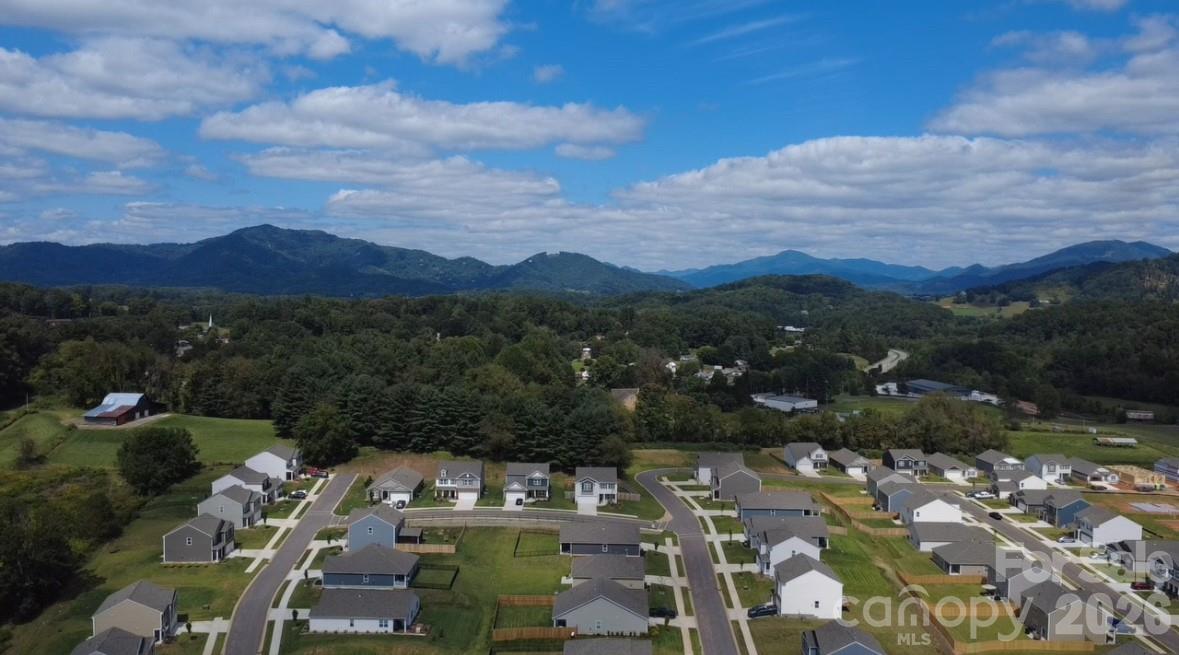 123 Ridgehaven Drive Waynesville, NC 28786 - Photo 2 of 30