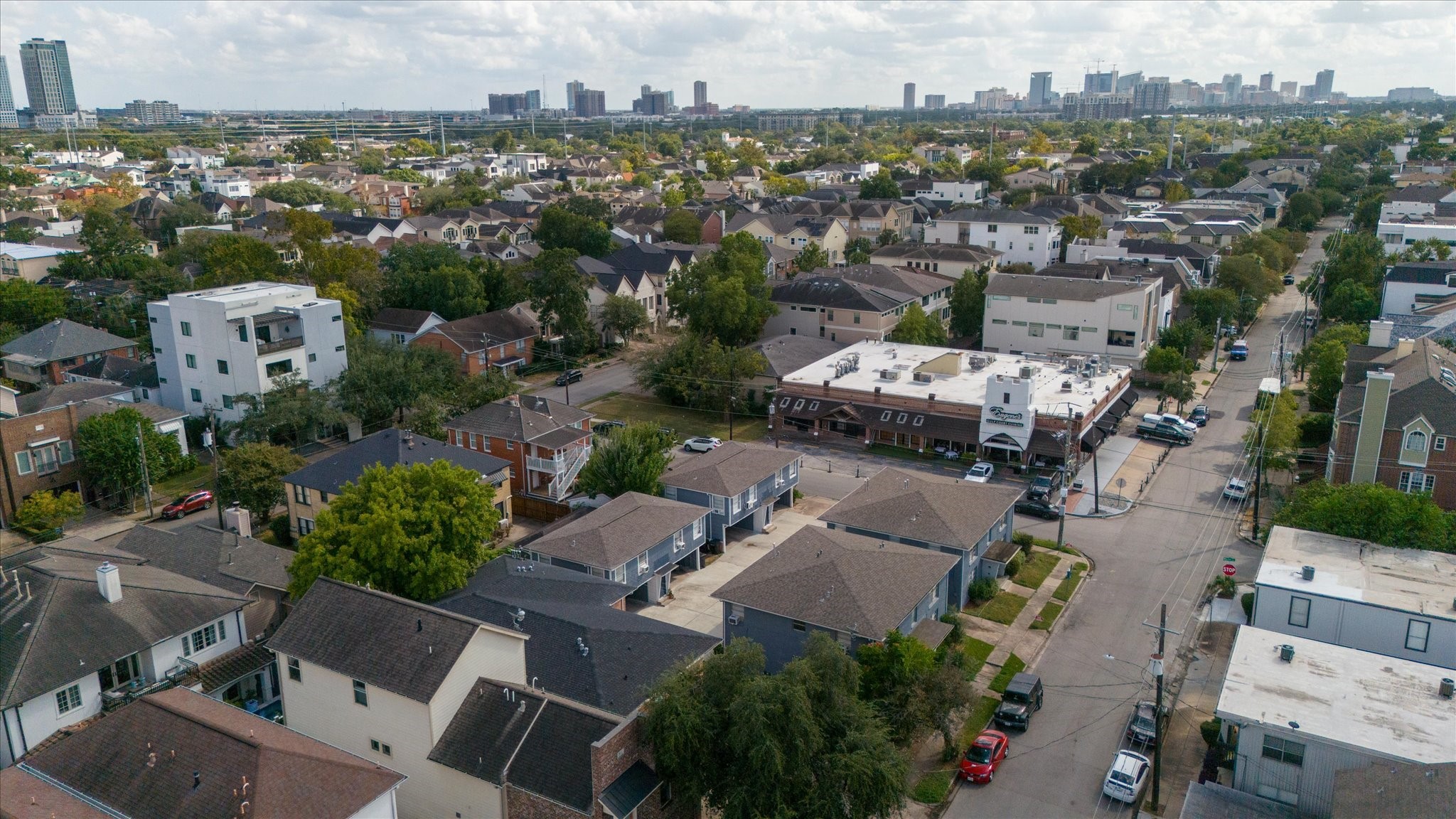 1915 McDuffie Street, Unit 1 Houston, TX 77019 - Photo 21 of 24