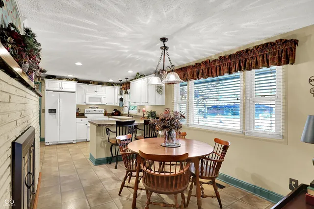 $389,900 | 11833 Hoster Road, Carmel, IN 46033