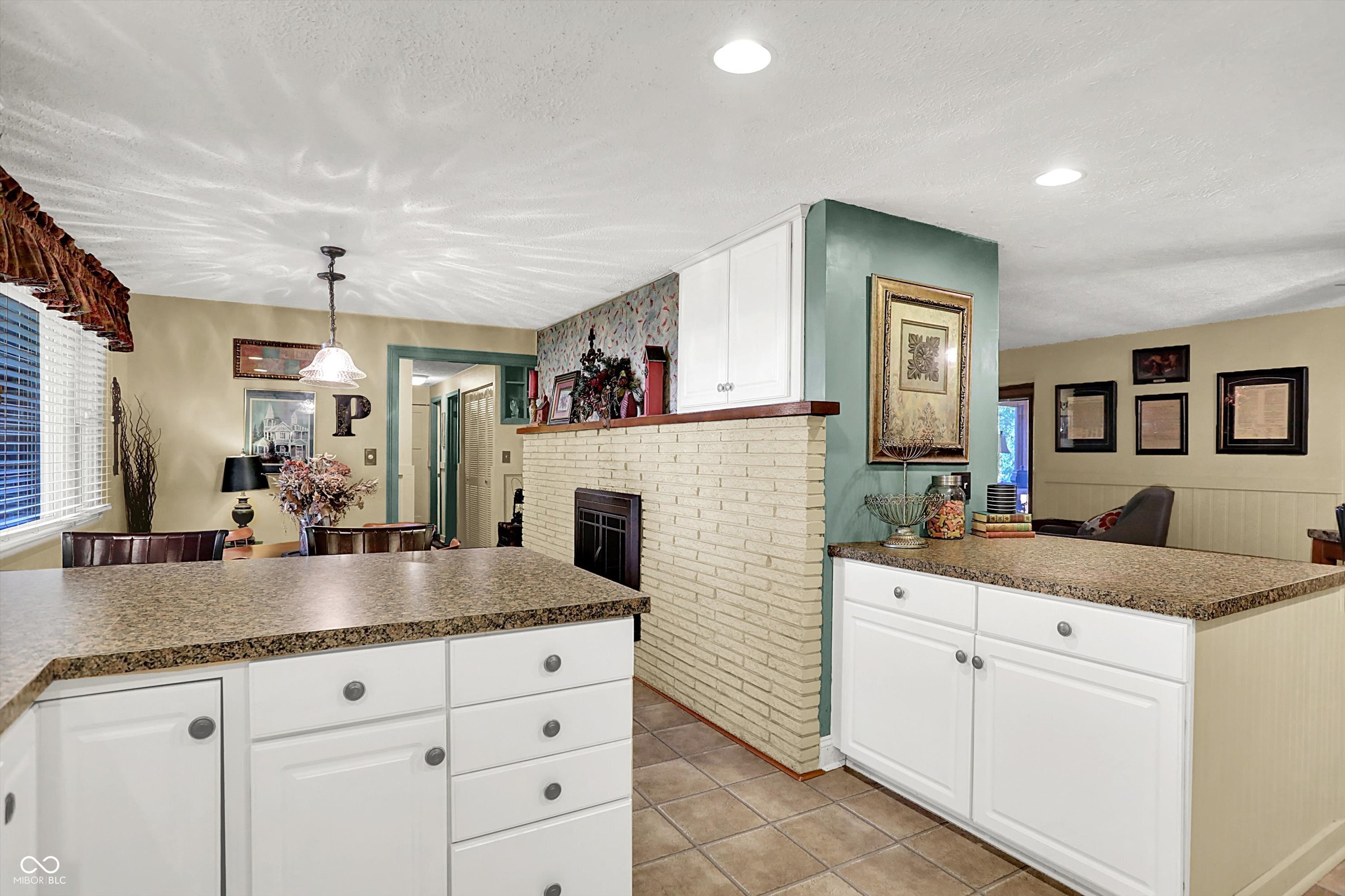 11833 Hoster Road Carmel, IN 46033 - Photo 9 of 37