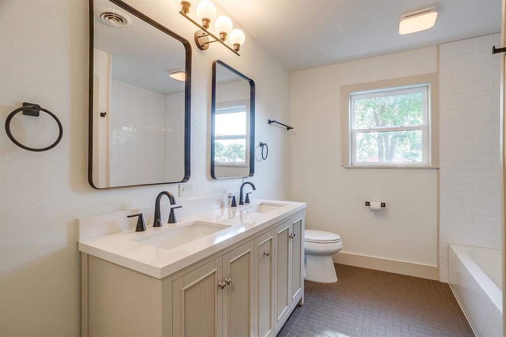 6301 Greenfield Road Fort Worth, TX 76135 - Photo 14 of 28 Gallery Image 14