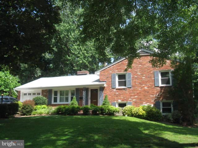 7912 Greeley Boulevard Springfield, VA 22152 - Photo 1 of 29 Exterior (Front)
