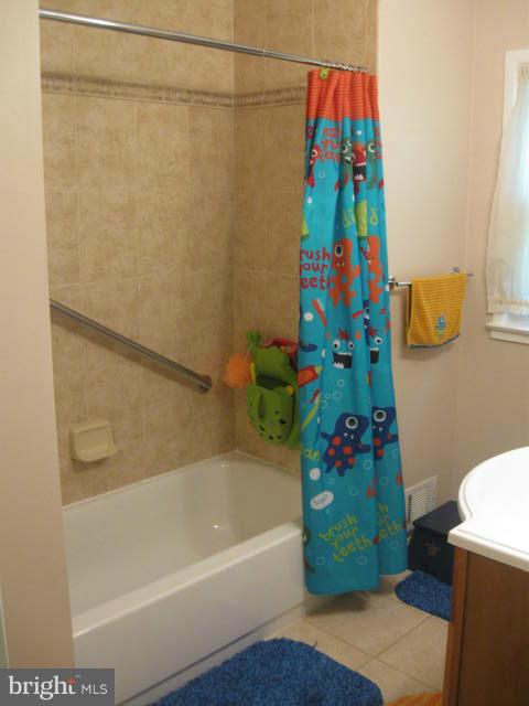 7912 Greeley Boulevard Springfield, VA 22152 - Photo 28 of 29 Bath