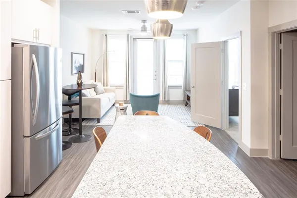 $1,299 | 3383 Cedarplaza Lane, Unit 305, Dallas, TX 75235