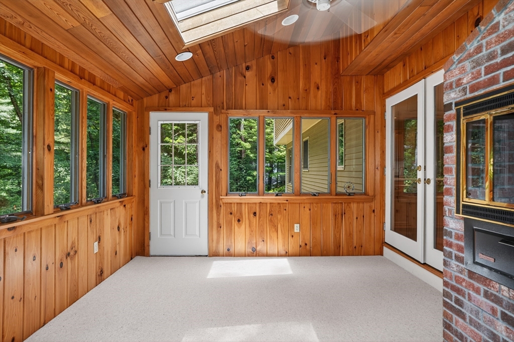 17 Maplewood Road Medfield, MA 02052 - Photo 20 of 41