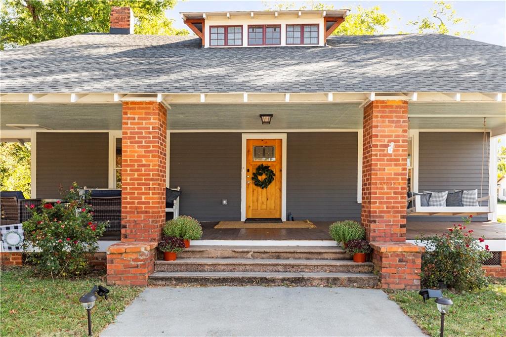 315 South Fairplay Street, Seneca, SC 29678 Compass