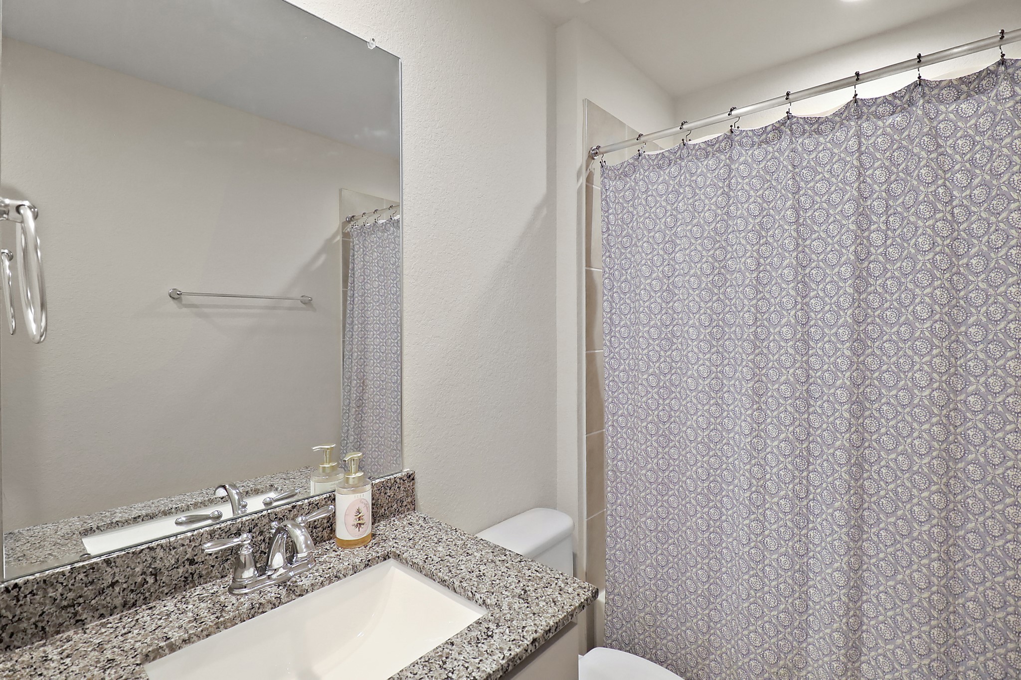 127 Walnut Hl Court Anahuac, TX 77514 - Photo 8 of 28