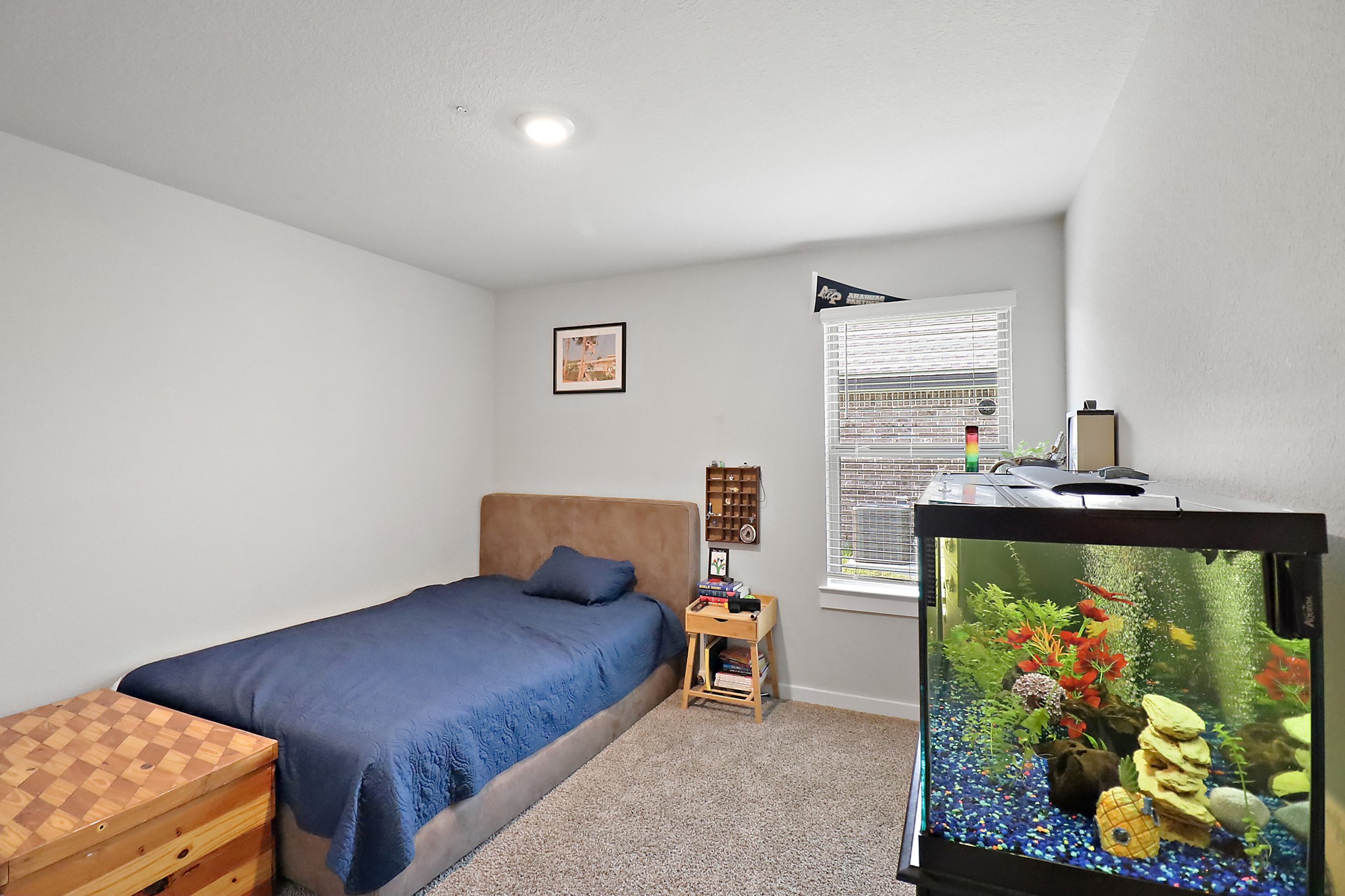 127 Walnut Hl Court Anahuac, TX 77514 - Photo 9 of 28