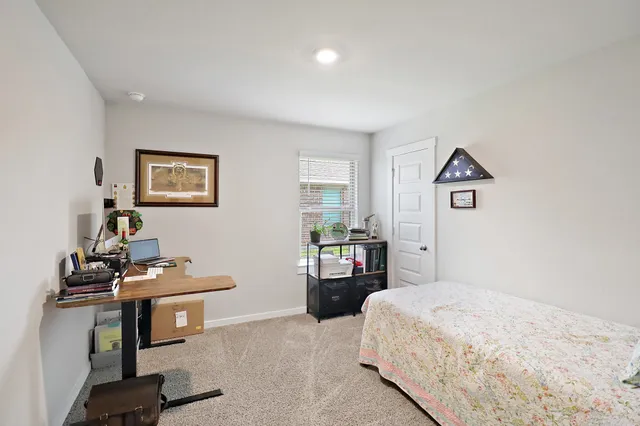 $2,300 | 127 Walnut Hl Court, Anahuac, TX 77514