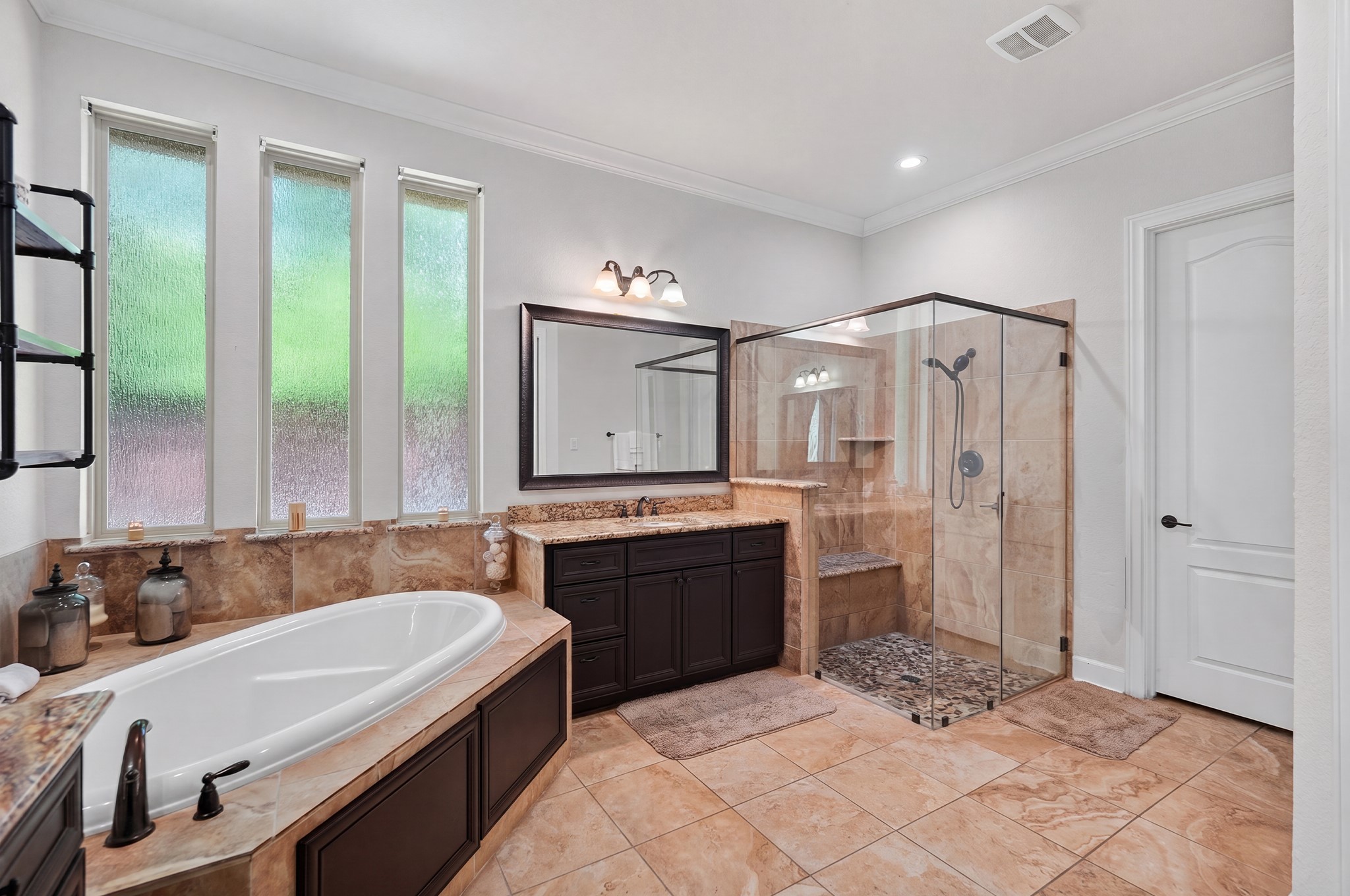 18 Sundown Ridge Place The Woodlands, TX 77375 - Photo 23 of 43