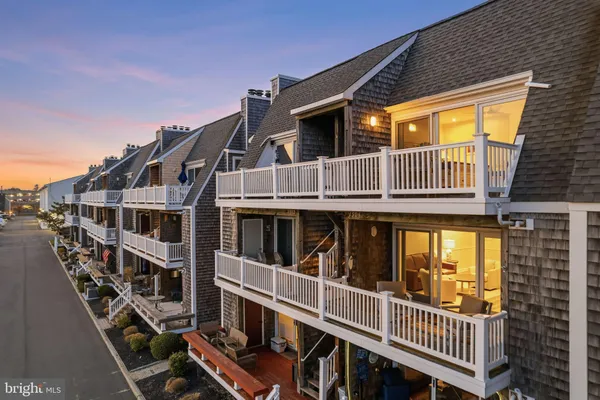 $795,000 | 1304 Harbour Cove, Somers Point, NJ 08244