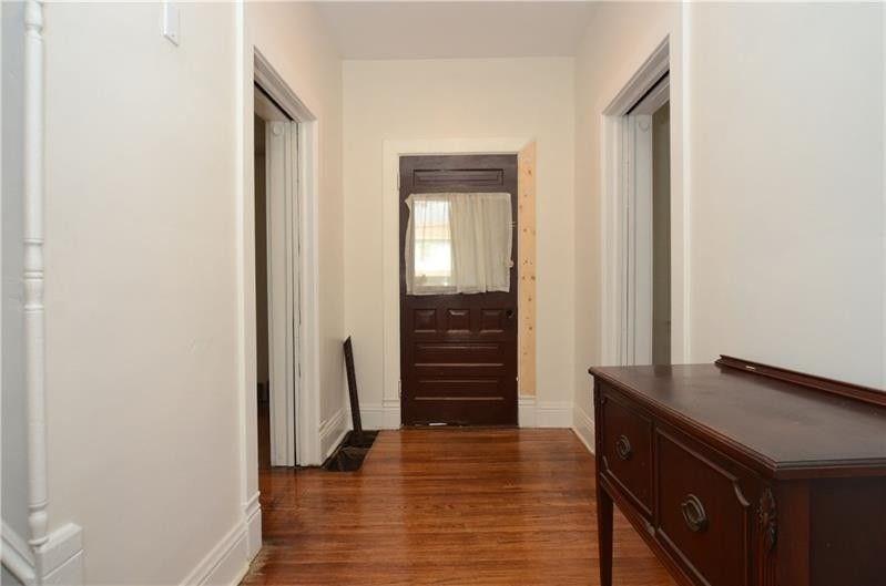 427 Jackson Street, Unit 2 Rochester, PA 15074 - Photo 2 of 15