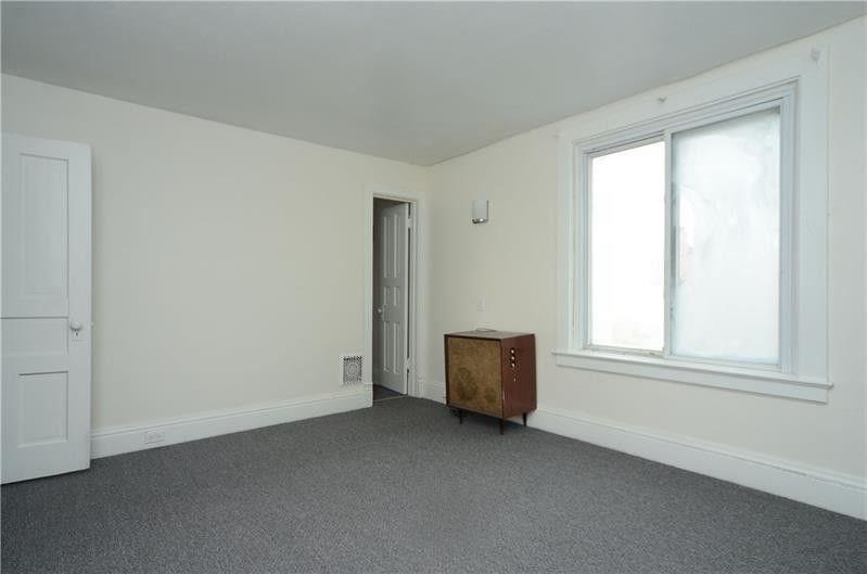427 Jackson Street, Unit 2 Rochester, PA 15074 - Photo 12 of 15