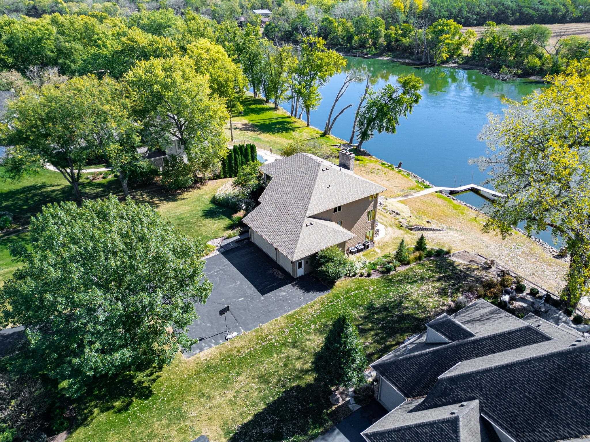 9802 Rivers Bend Drive Roscoe, IL 61073 - Photo 7 of 46