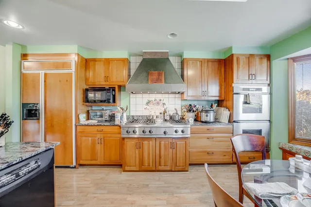 $675,000 | 6118 Highway 48, Lawrenceburg, IN 47025