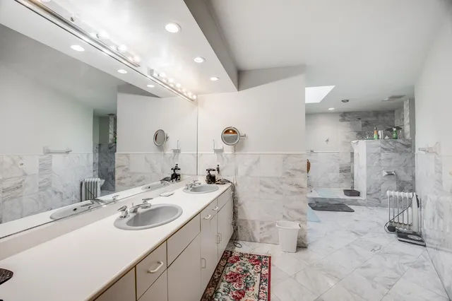 $675,000 | 6118 Highway 48, Lawrenceburg, IN 47025