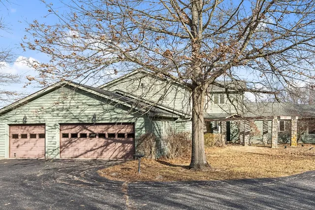 $625,000 | 6118 Highway 48, Lawrenceburg, IN 47025