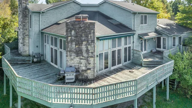 $625,000 | 6118 Highway 48, Lawrenceburg, IN 47025