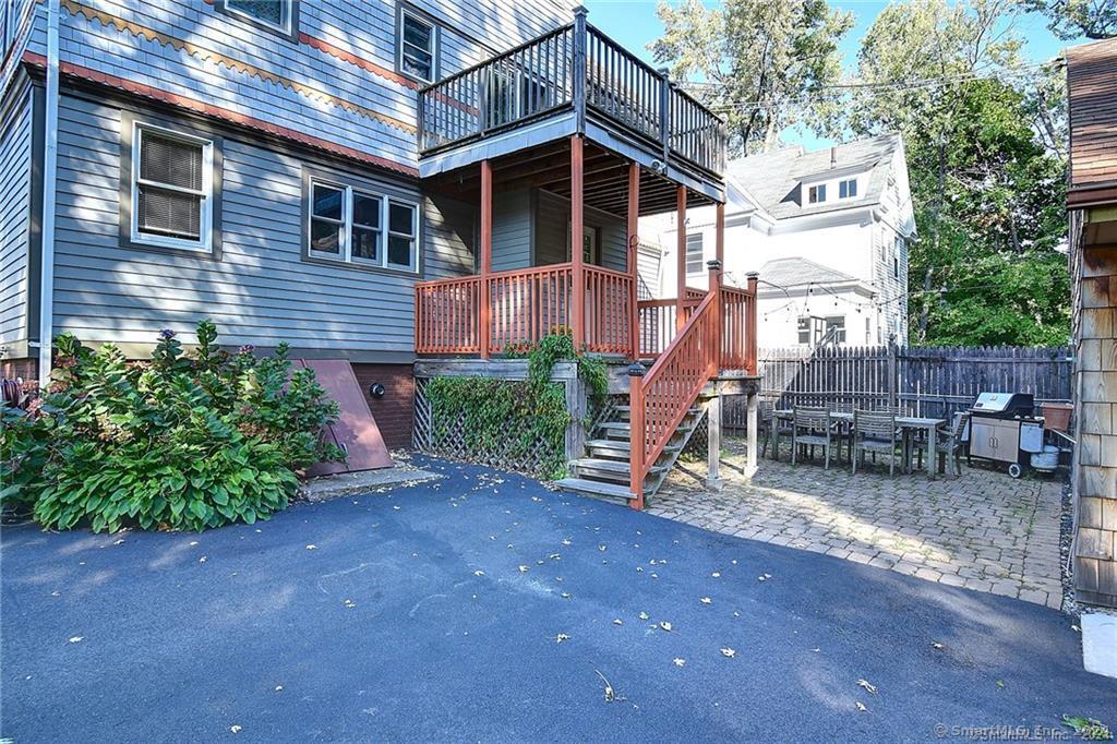 186 Raymond Road West Hartford, CT 06107 - Photo 33 of 39