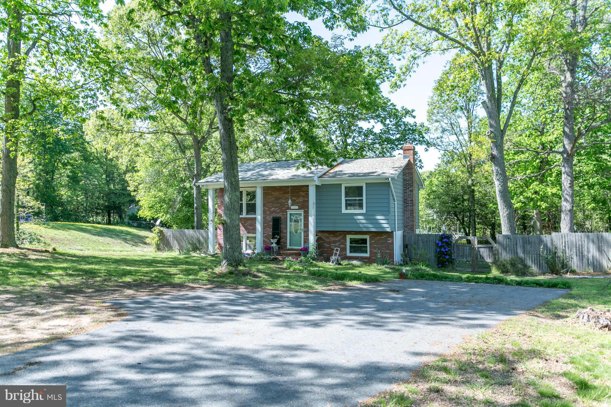 1174 Calvert Beach Road St. Leonard, MD 20685 - Photo 20 of 27 Exterior (Front)