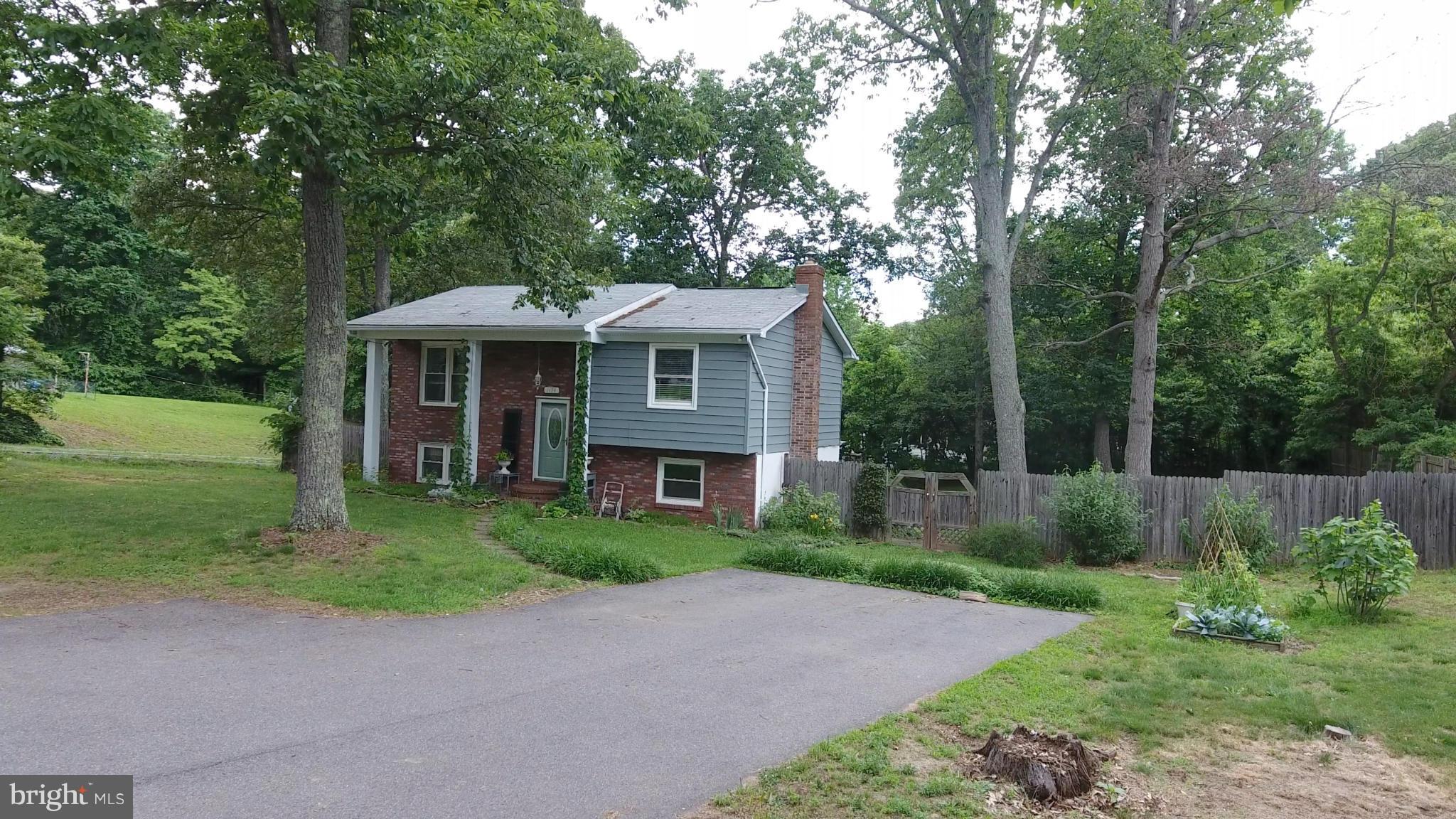 1174 Calvert Beach Road St. Leonard, MD 20685 - Photo 3 of 27 Exterior (Front)