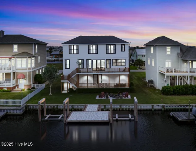 $2,550,000 | 121 Sound Drive, Atlantic Beach, NC 28512