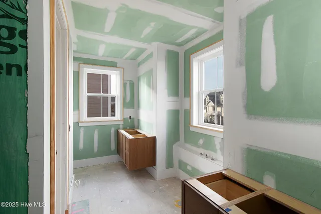 $2,550,000 | 121 Sound Drive, Atlantic Beach, NC 28512