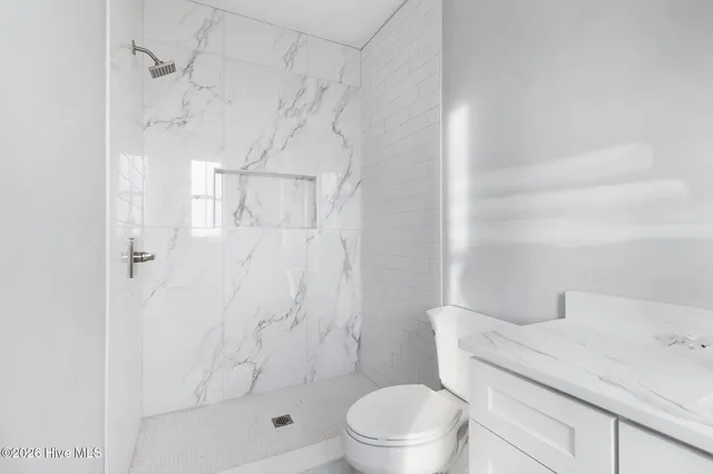 $2,550,000 | 121 Sound Drive, Atlantic Beach, NC 28512