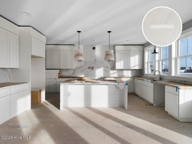 $2,550,000 | 121 Sound Drive, Atlantic Beach, NC 28512