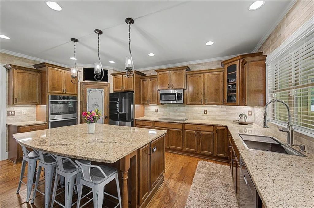 711 Upper Burris Road Canton, GA 30114 - Photo 13 of 56