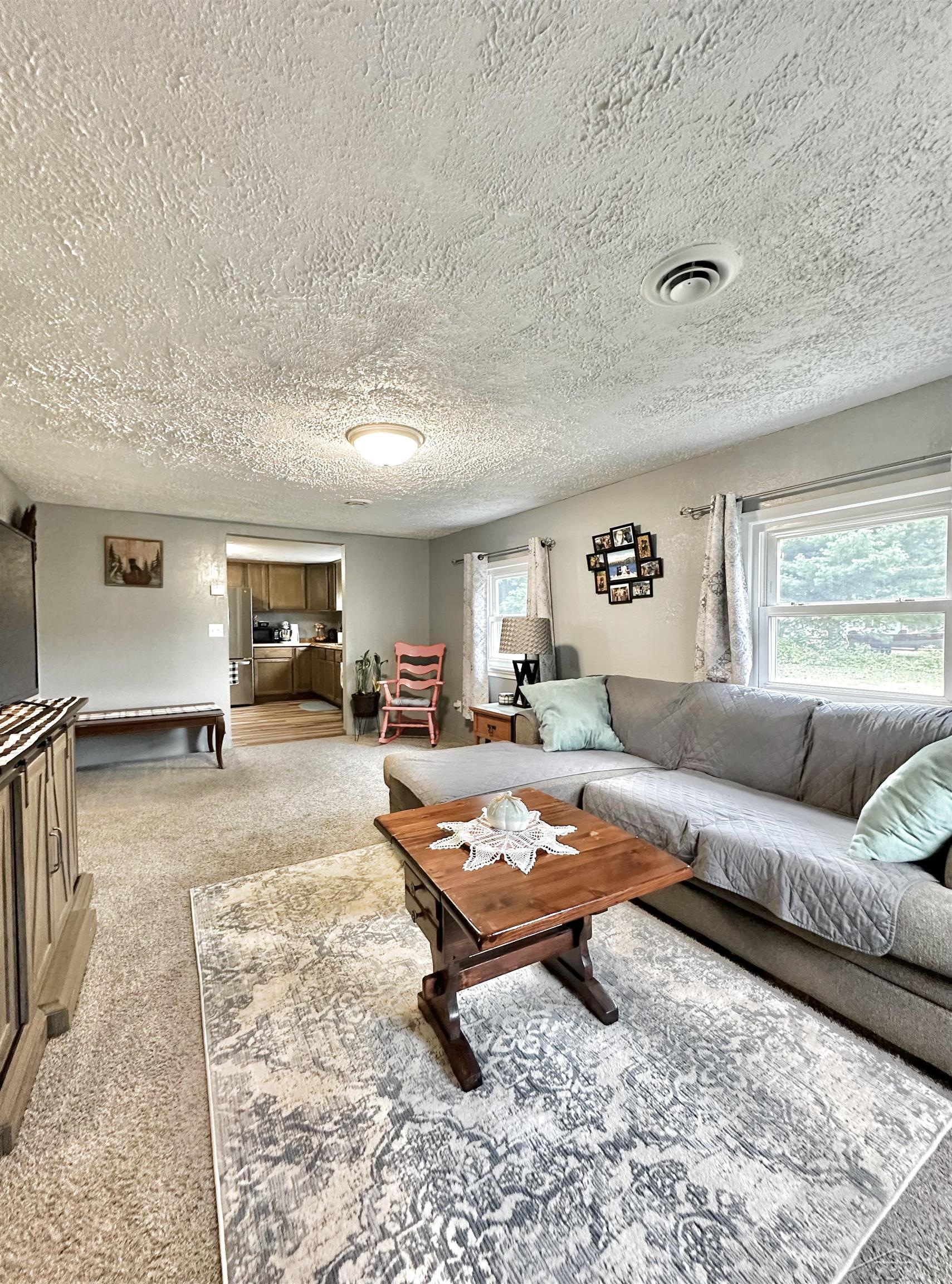 2705 West Burt Road Montrose, MI 48457 - Photo 4 of 21