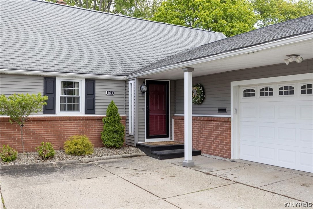 103 Segsbury Road Amherst, NY 14221 - Photo 1 of 1 Gallery Image 1