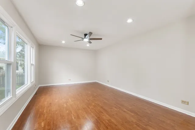 $449,000 | 427 Bradford Place, Bolingbrook, IL 60490