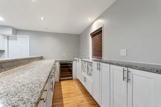 $449,000 | 427 Bradford Place, Bolingbrook, IL 60490