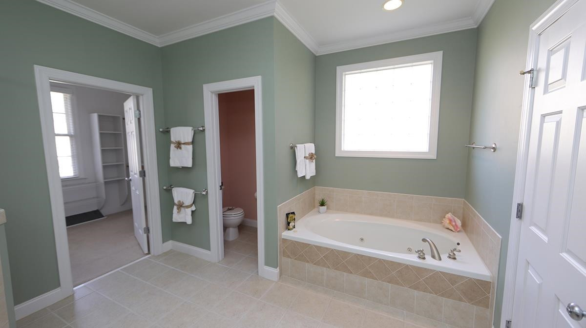 263 Waterville Street Raleigh, NC 27603 - Photo 11 of 23 Soaking Jet Tub... A Recommended Way to End the Day ! PLUS Water Closet & Access to Large Walk In Closet ! Owner's Spa Bath