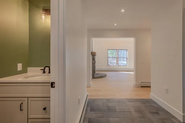 $925,000 | 171 Mending Walls Road, Manchester, VT 05255