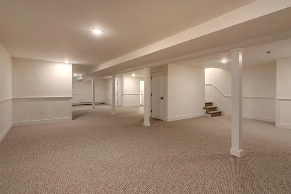 $925,000 | 171 Mending Walls Road, Manchester, VT 05255